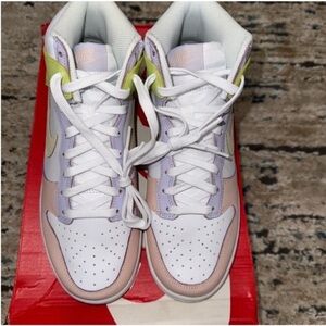 Nike Women's Multicolor Nike Dunk Hi Sneakers